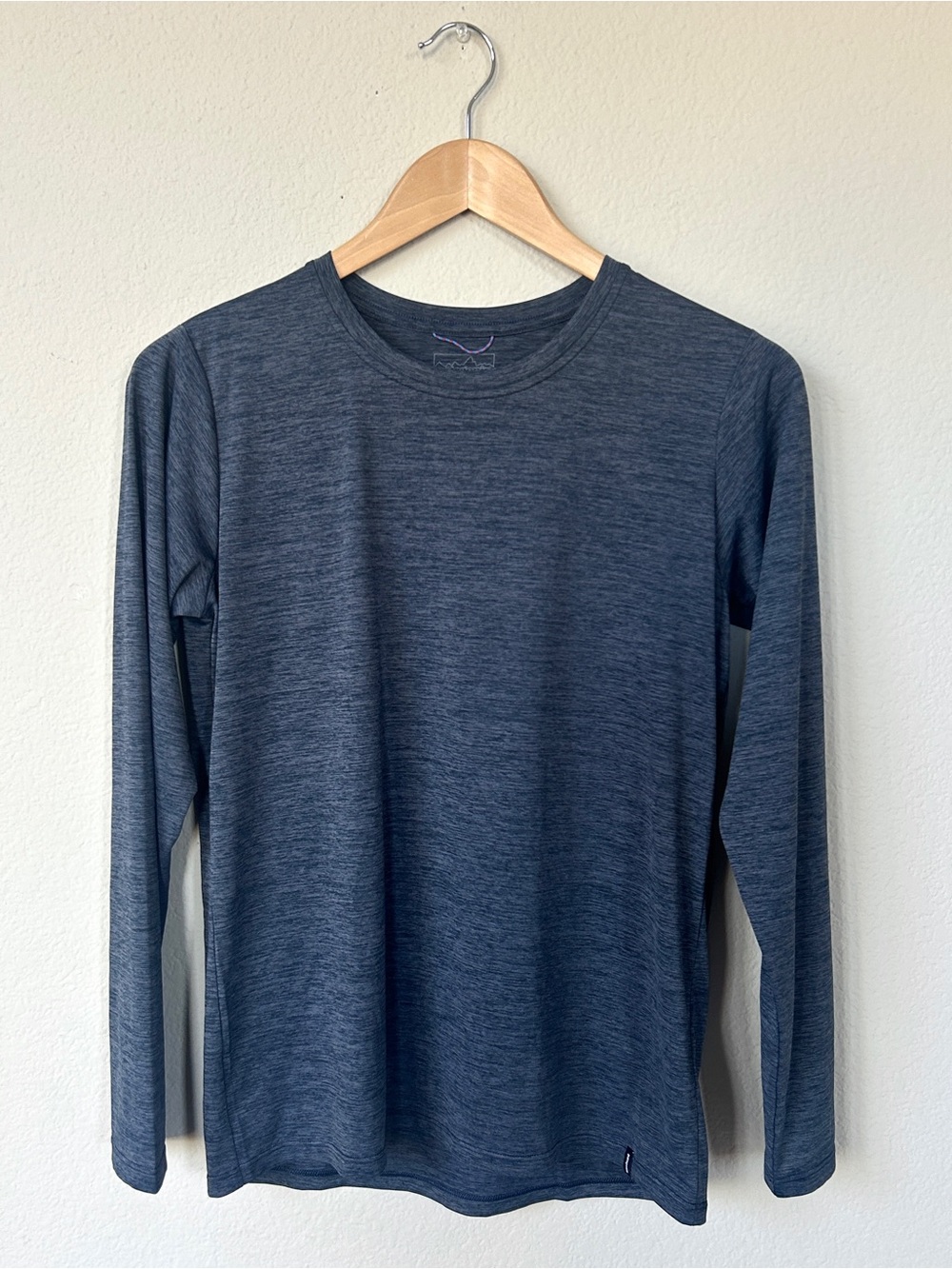 NWOT Patagonia Capilene Cool Daily Long-Sleeve Shirt, Smolder Blue, Size Small